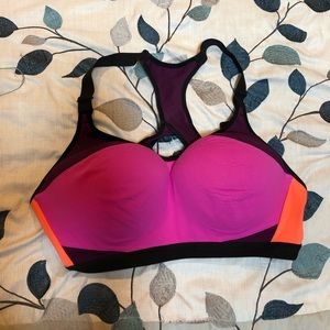 Victoria’s Secret Sports bra with underwire